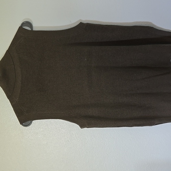 Michael Kors Olive Green Sweater Tank Size XL - Picture 2 of 6